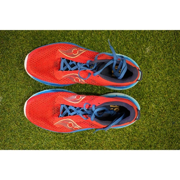 Saucony Kinvara 14 Mens‎ US 8 Running Shoes Red Blue White Athletic Sneakers - Picture 3 of 8